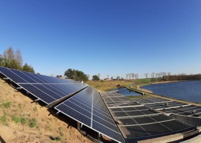 Elektrownia słoneczna na skarpie