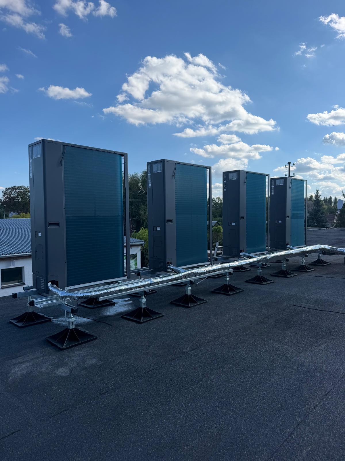stacja ładowania samochodów elektrycznych w domu